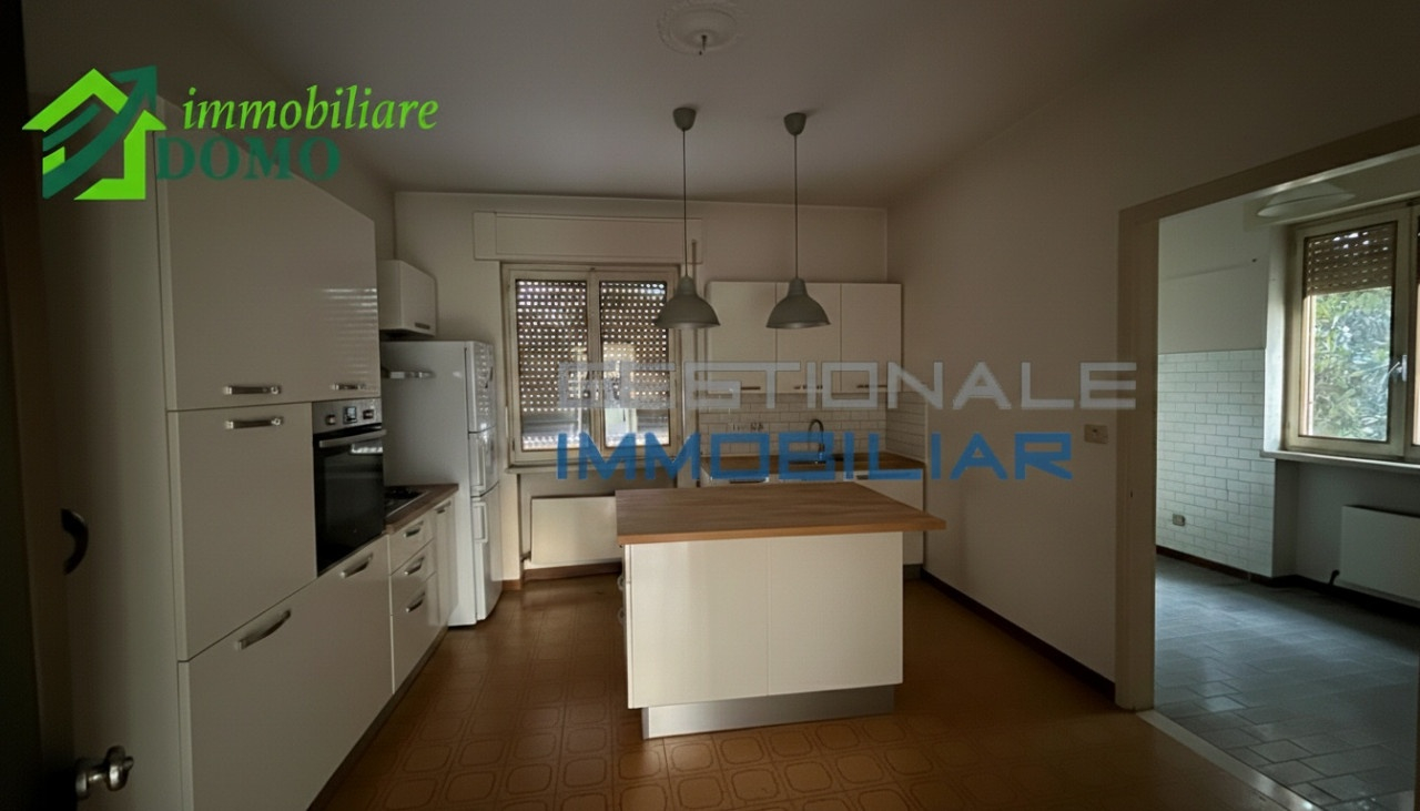 032__whatsapp_image_2025-10-17_at_09_24_51__5_mod_02_wmk_0